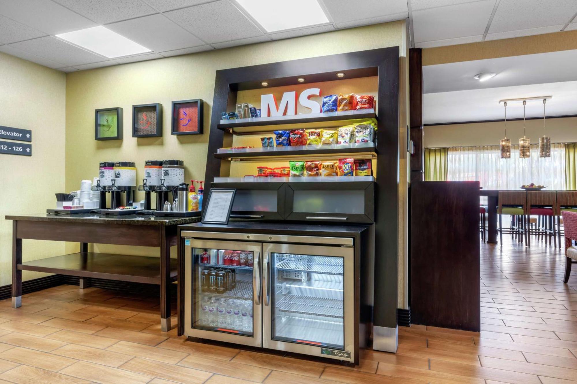 Hampton Inn Brookhaven Kültér fotó